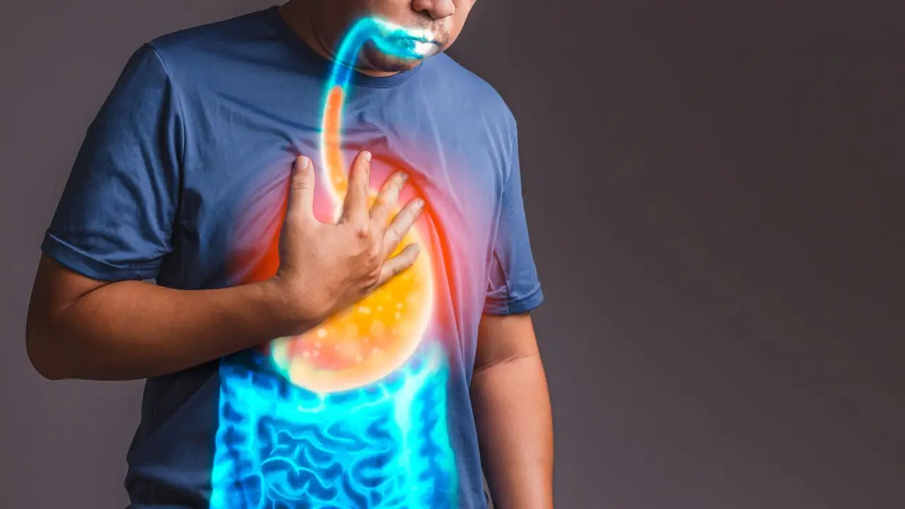 Reflusso gastroesofageo: quali rimedi funzionano davvero e quando rivolgersi al medico?
