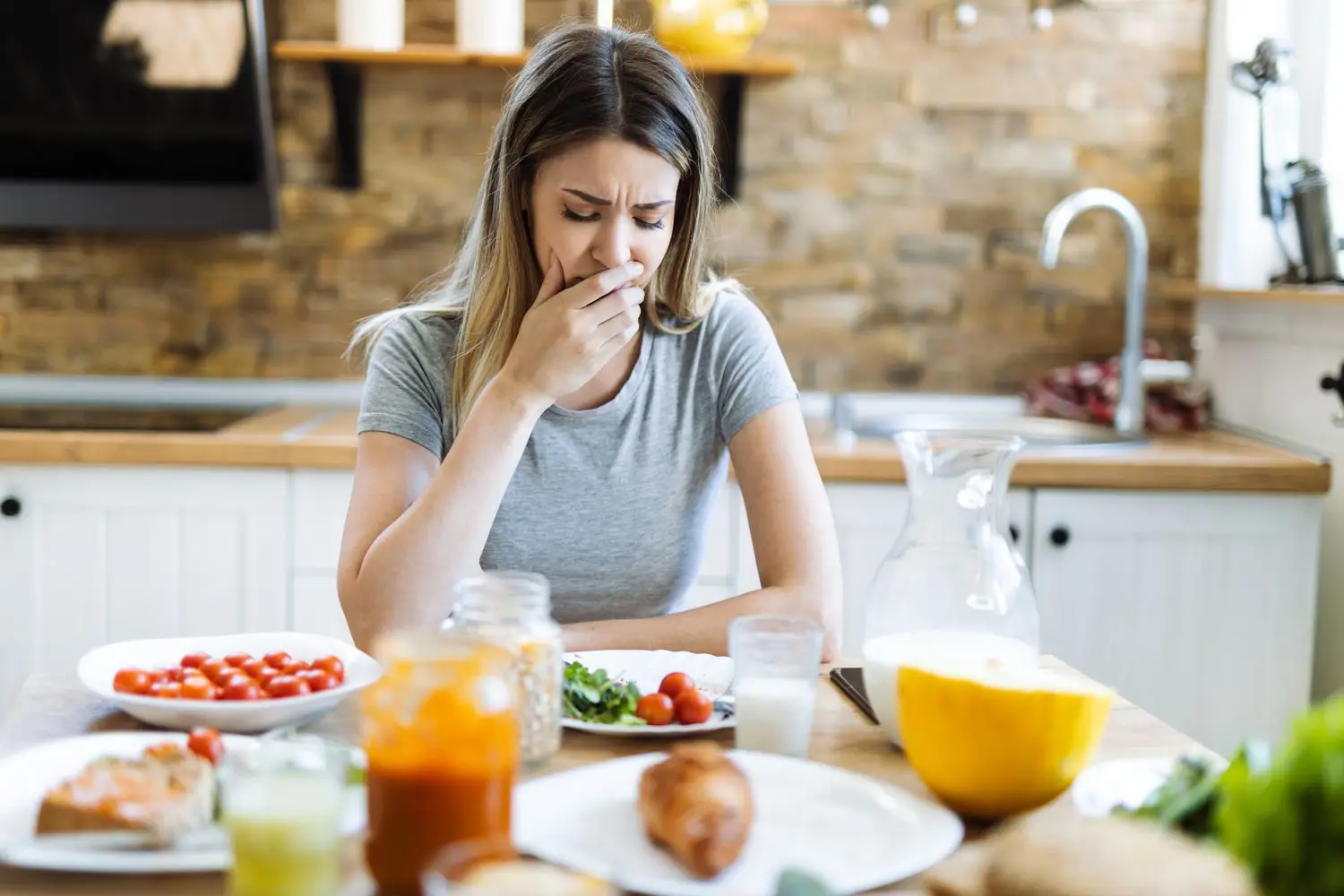 Ecco come riconoscere i sintomi di un’allergia alimentare: i segnali da non sottovalutare